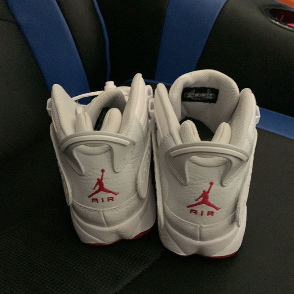 Jordan’s used once clean size 7 big boys - Picture 5 of 6